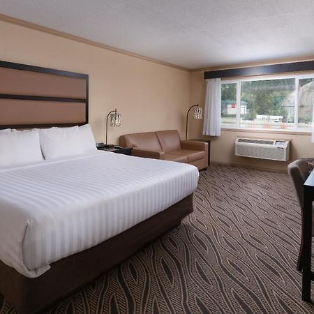 Prestige Inn Golden Kültér fotó