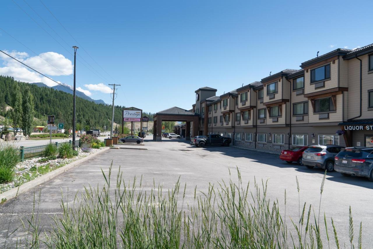 Prestige Inn Golden Kültér fotó