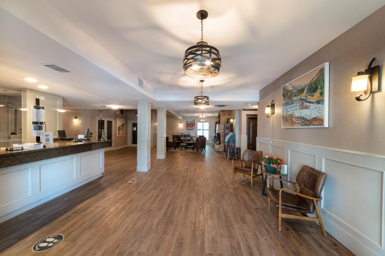 Prestige Inn Golden Kültér fotó