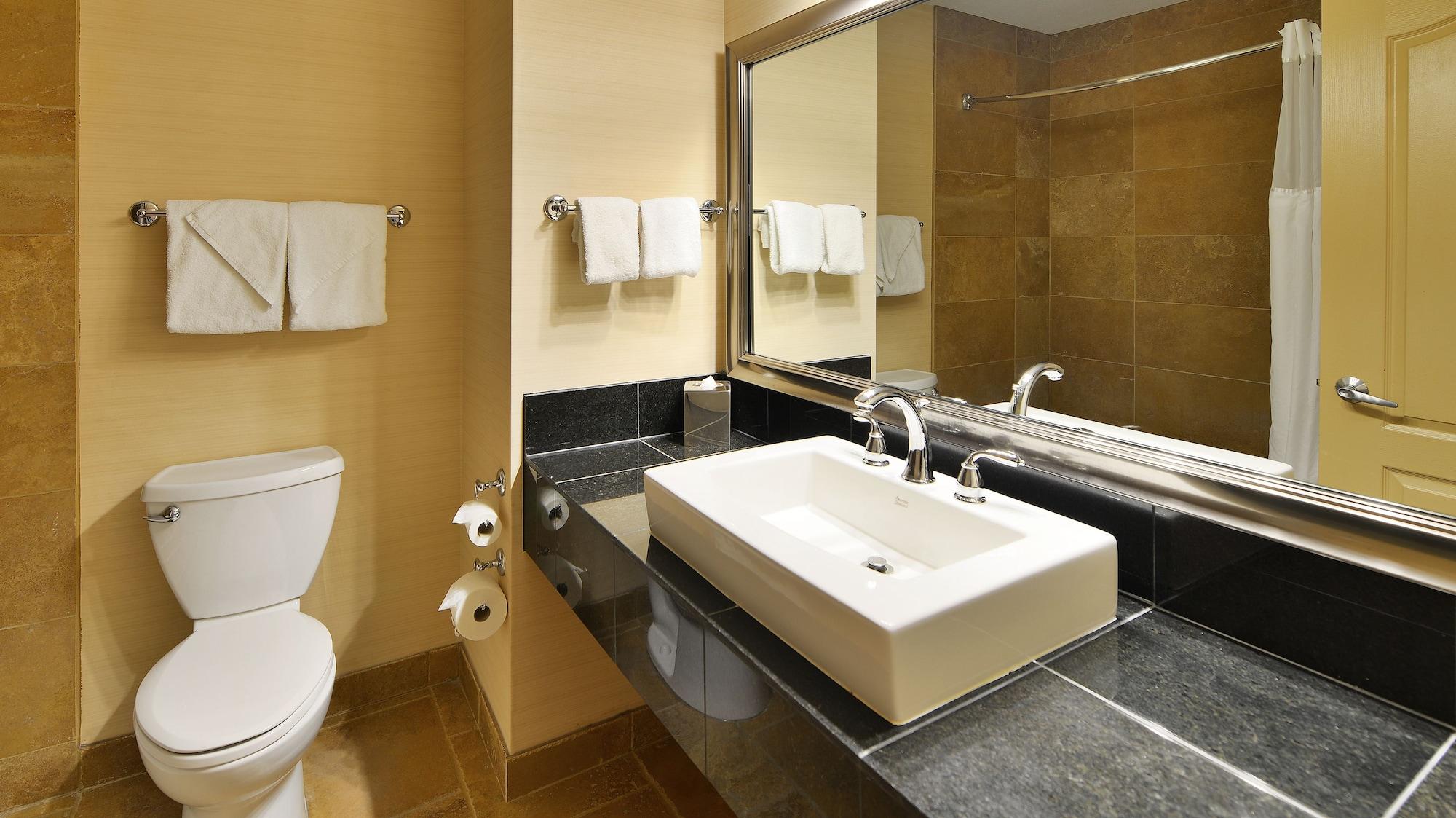 Prestige Inn Golden Kültér fotó
