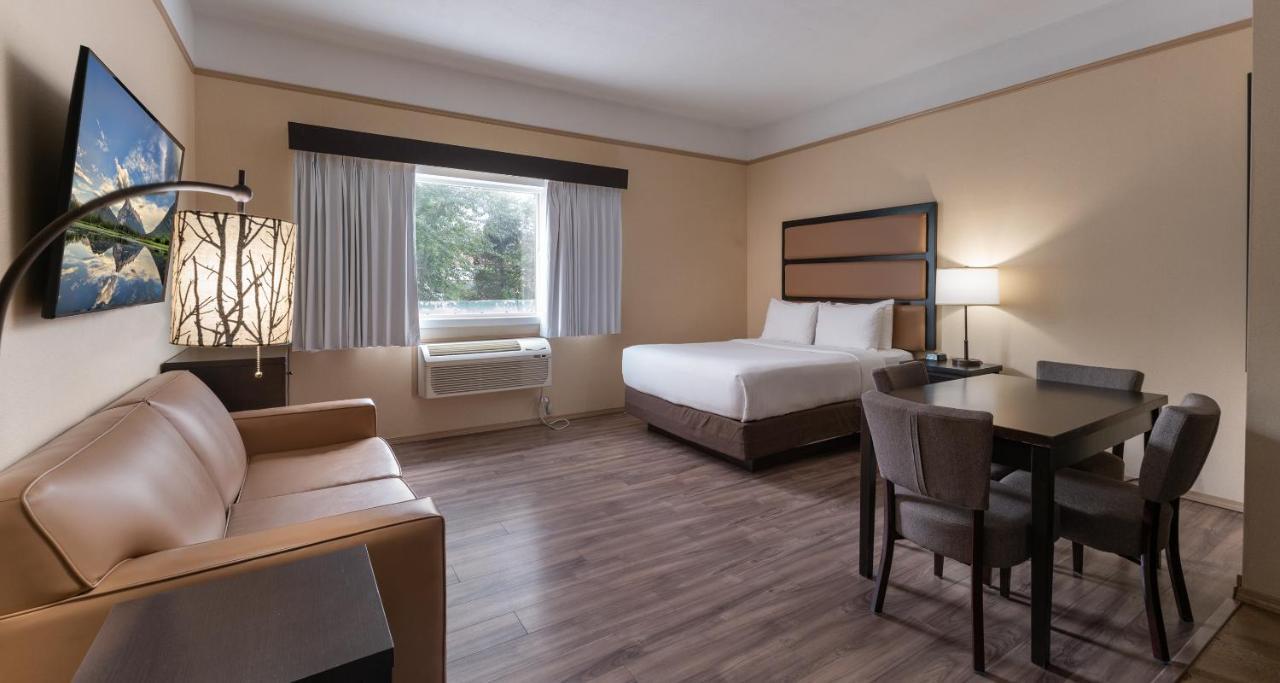 Prestige Inn Golden Kültér fotó