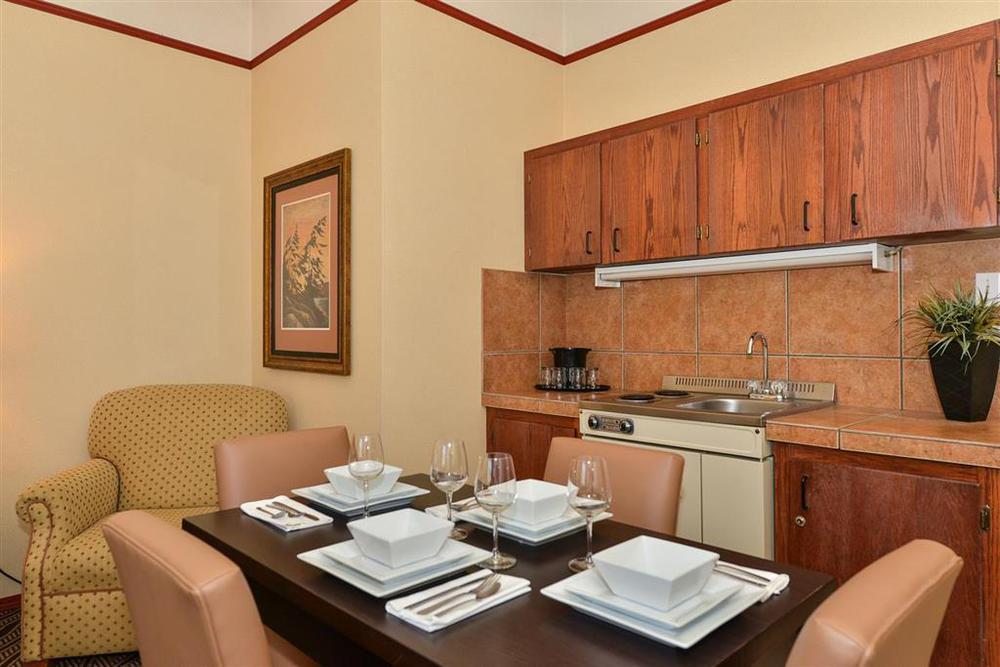 Prestige Inn Golden Szoba fotó
